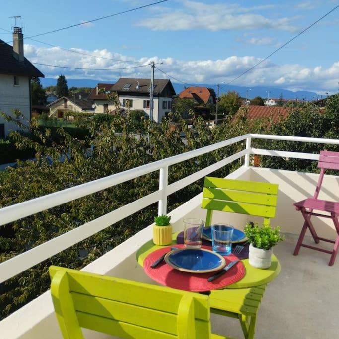 Appartement Verdoyant Au Bord Du Lac Leman Entre Evian Et Thonon Dans Une Villa Publier Exterior photo